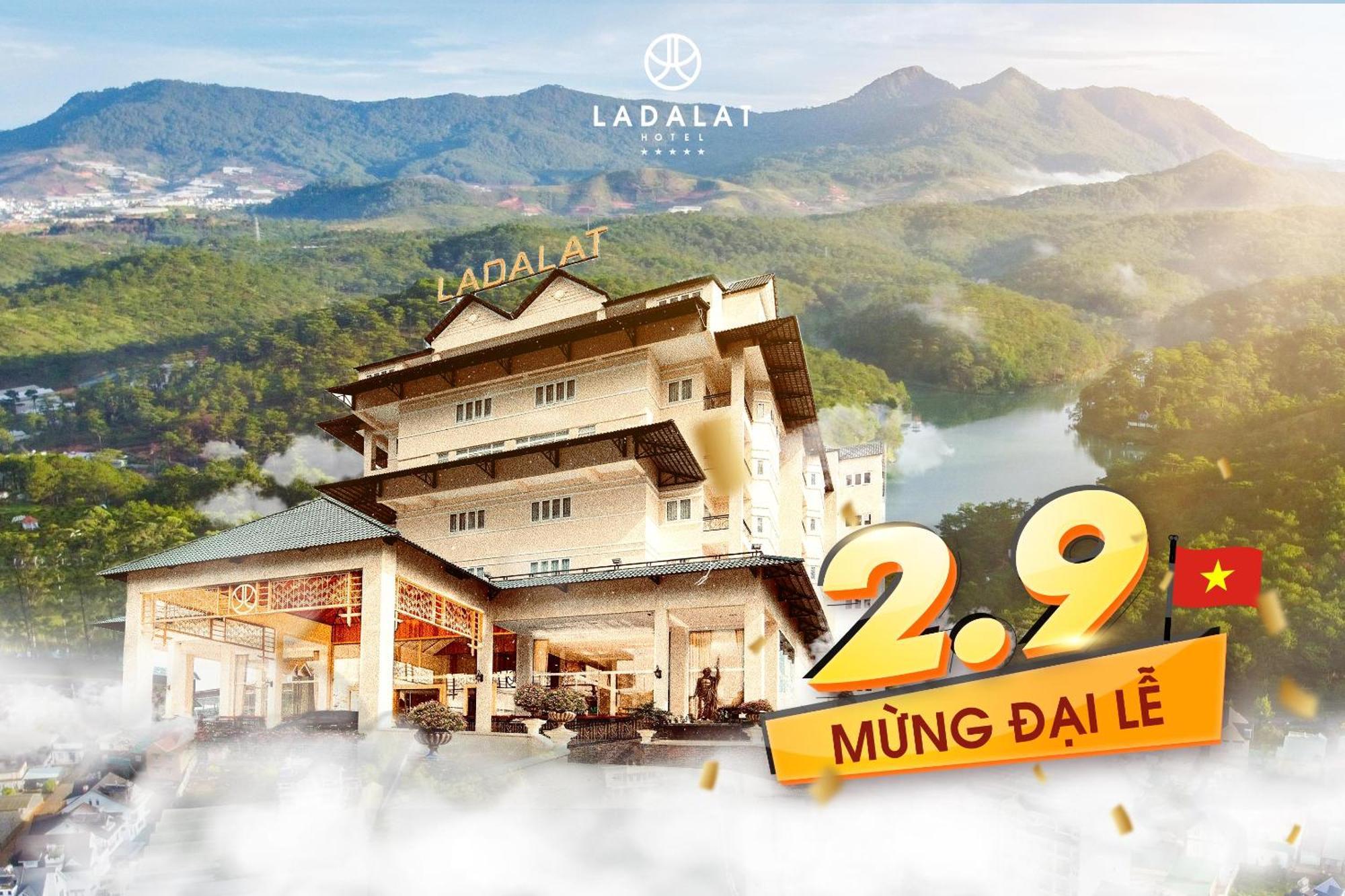 Ladalat Hotel Esterno foto